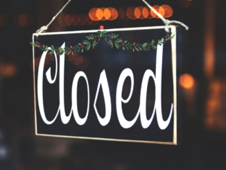 holiday-closure-sign